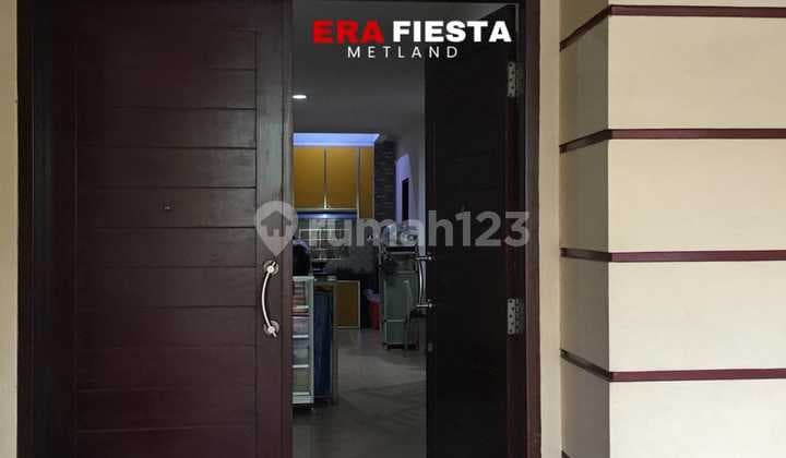 Rumah 2 Lantai di Metro Permata 1 Pinggir Jalan Raya bisa untuk Usaha