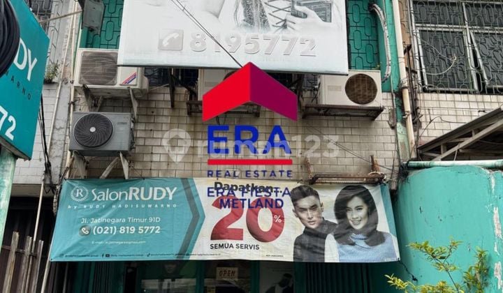 Ruko 3 Lantai Di JatiNegara Akses Jalanan Ramai Padat