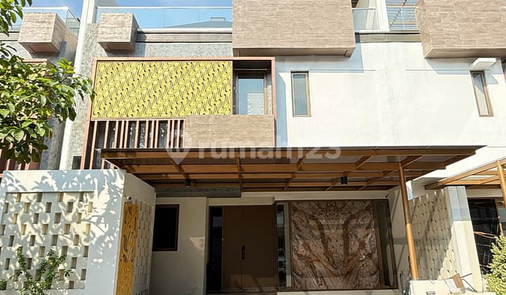 Rumah 3 Lantai Heritage Residence Puri 11 Akses tol Langsung