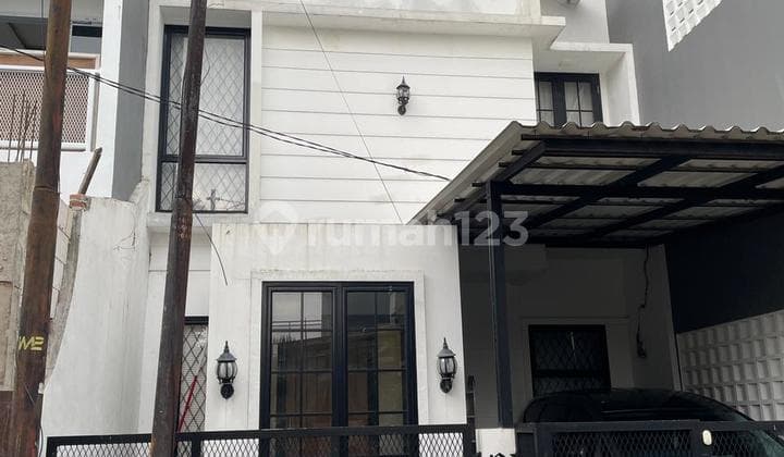 Rumah Nusa Loka BSD Full Renovasi 2 Lantai Furnished Jual Cepat!!