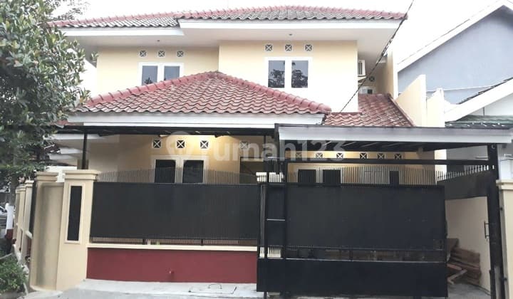 Two-Story House in Bintaro Sector 9, Kasuari Cluster, Ready to Occupy