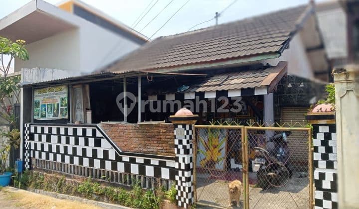 Rumah Kawasan Jalan Titan Minimalis Apa Adanya