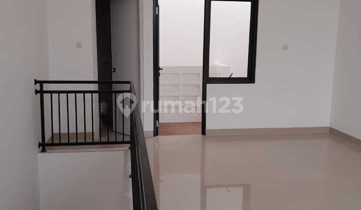 Ruko Siap Usaha,siap Untung Di Lokasi Pasat Penghuni Di Aryana Karawaci Tangerang