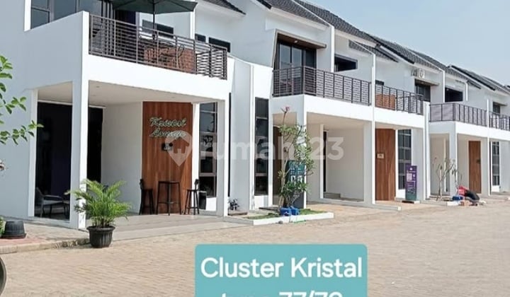 Rumah Modern 2 Lantai Di Jalan Boulevard Aryana Karawaci Tangerang