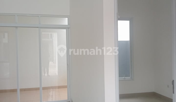 Rumah 1 Lantai dengan 2 Kamar Tidur dan Siap Huni di Aryana Karawaci Tangerang