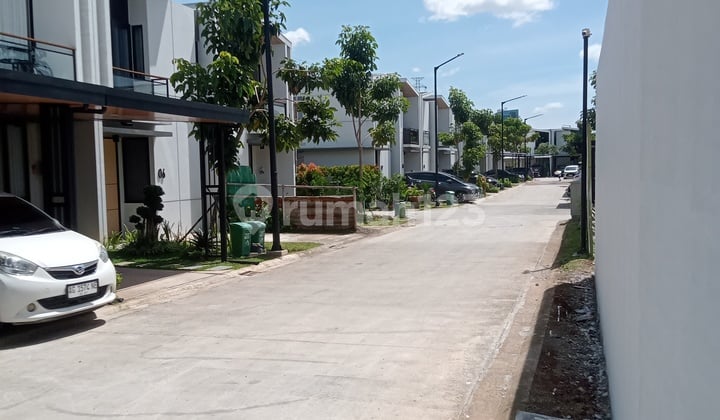 Rumah Rapi 2 Lantai Di Sewakan Di Cendana Garden Lippo Karawaci Utara Tangerang