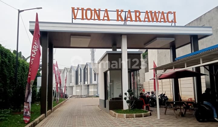 Dijual Rumah Cantik 2 Lantai Dengan Fasilitas Kolam Renang Di Viona Karawaci Tangerang