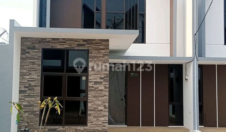 Rumah Siap Huni Dan Asri Di Cluster Safira Aryana Karawaci Tangerang