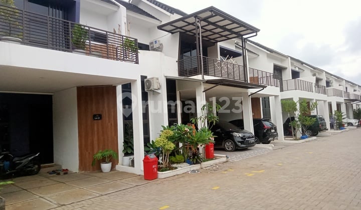 Dijual Rumah Lengkap Dengan Perabotnya Di Cluster Kristal Aryana Karawaci Tangerang