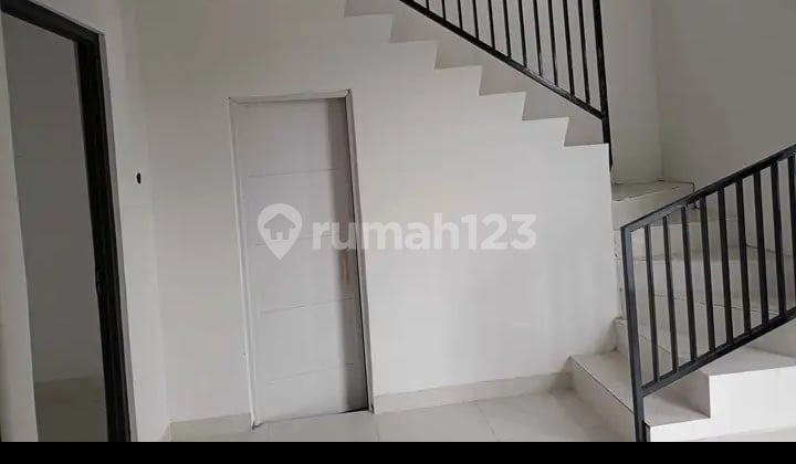 Rumah Siap Huni Free Canopy di Permata Kota Tangerang