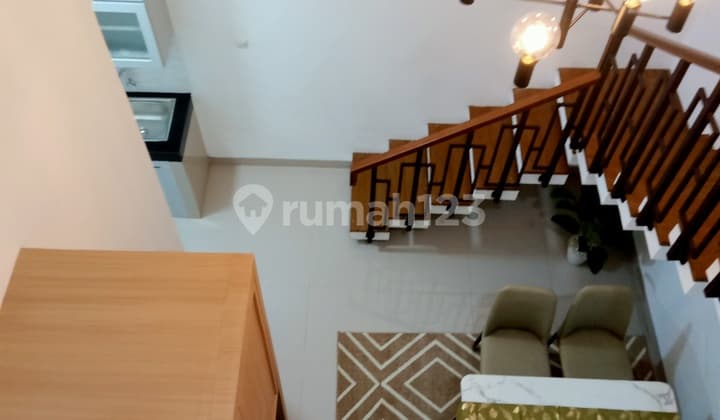 Rumah Cantik 2 Lantai Dan Siap Huni Di Cluster Kristal Aryana Karawaci Tangerang