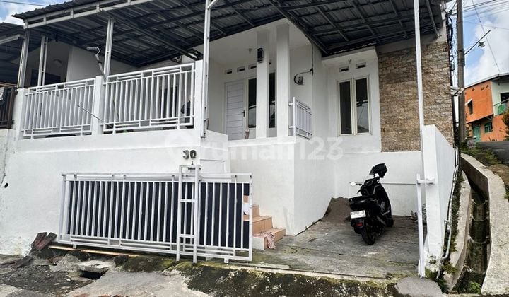 Rumah Smg Barat Bebas Banjir Deket Tol Manyaran