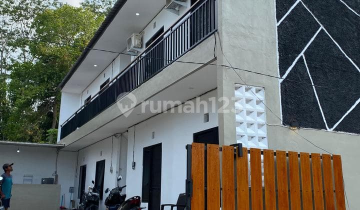 Active Female Boarding House Fully Occupied