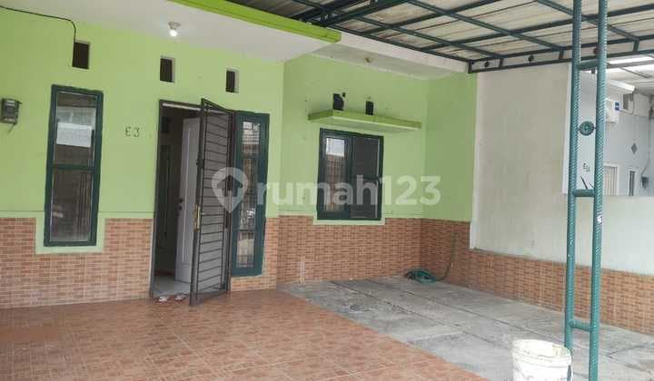 Rumah Sederhana Di Dalam Cluster di Serpong Utara