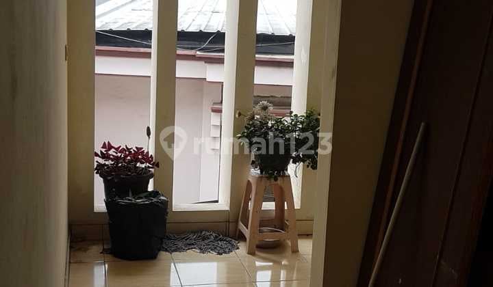 Rumah Kos 3 Lantai Siap Pakai Di Gandaria