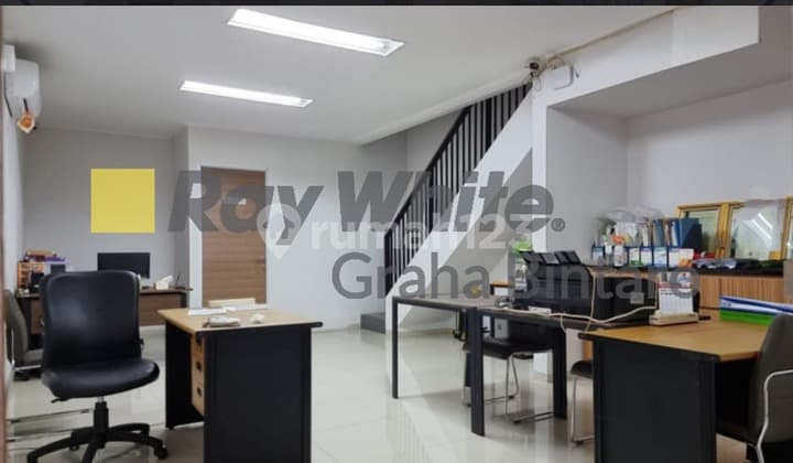 Ruko U Town 3 Lantai Siap Pakai Pinggir Jalan Raya Bintaro