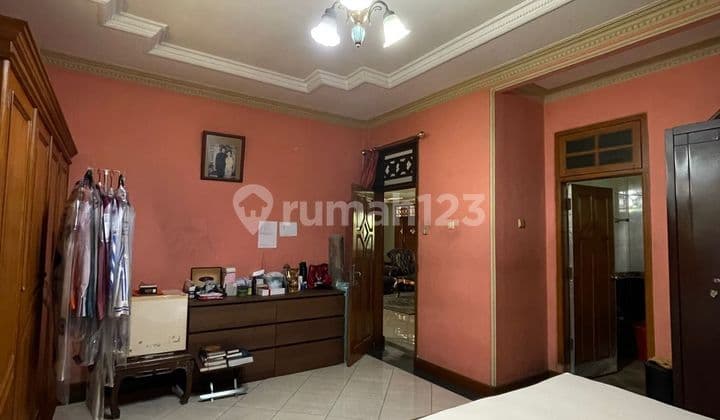 Rumah Besar Di Cikini, Bintaro Sek. 7, Tangerang Selatan