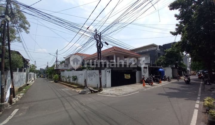 Rumah Hook Pinggir Jalan 2 Lantai Shm Bagus Untuk Usaha Daerah Kalibata