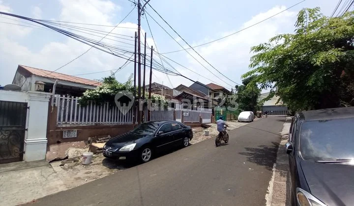 Rumah Shm 380m2 Cocok Untuk Kost-Kostan Di Duren Tiga.
