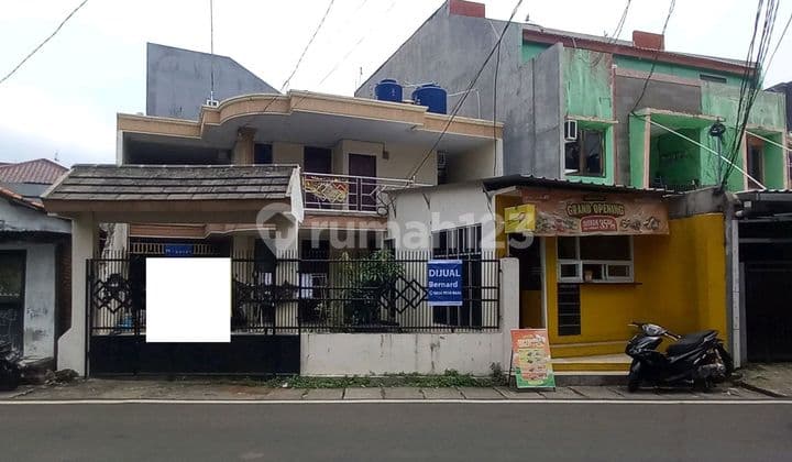 Rumah 2 Lantai Cocok untuk Kost Dekat Stasiun Akses Lebar Selangkah ke Kokas Bebas Banjir Strategis di Tebet