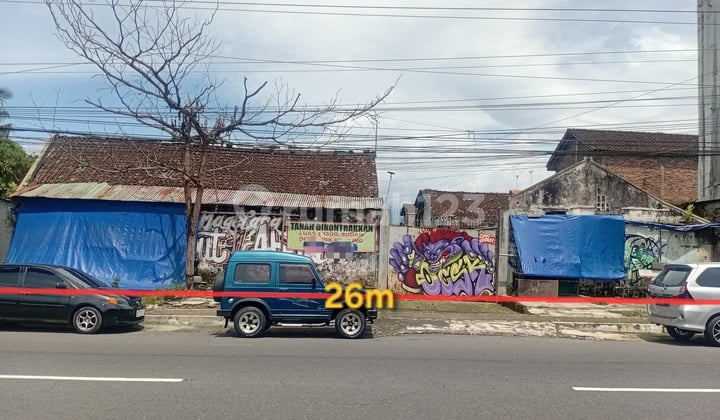 Disewakan Tanah 1500M2 Pinggir Jalan Raya Dekat Akmil di Spbu Pakelan, Jl. Jendral Gatot Soebroto, Bulurejo, Mertoyudan, Magelang, Jawa Tengah, Indonesia, 56172, Mertoyudan