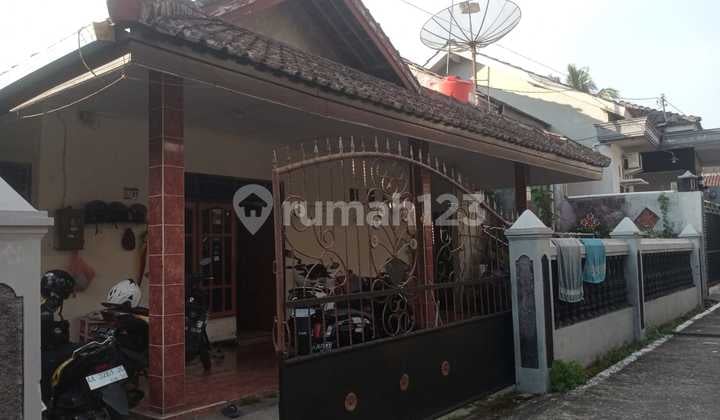 Rumah Bagus SHM Dekat Sma Tn di Mertoyudan