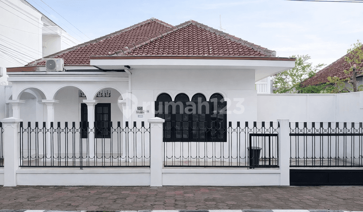 Rumah Bagus 350M2 SHM di Depan Superindo Magelang Utara