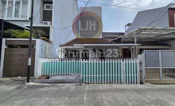 Rumah Disewakan di Gading Indah Utara Kelapa Gading Jakarta Utara Harga Murah