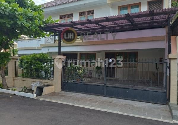 Nice House in Janur Indah Kelapa Gading North Jakarta