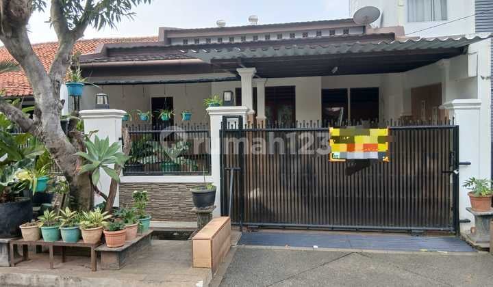 Newly Renovated Rumah Hunian Keluarga Dlm Komplek Di Pejaten Disewakan