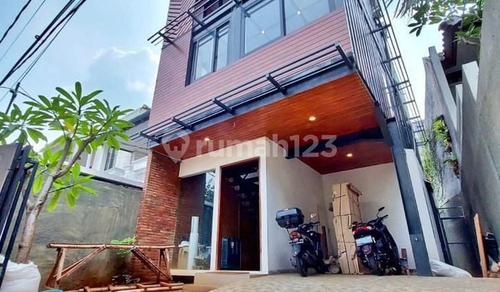 Modern House, Disewakan Dicipete Harga Menarik!!