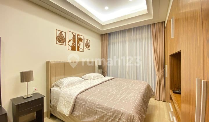Available! Disewakan Apartemen South Hills Jakarta Selatan - 2 Bedroom Luas 74 Sqm Fully Furnished City View - Call Nanda Arie