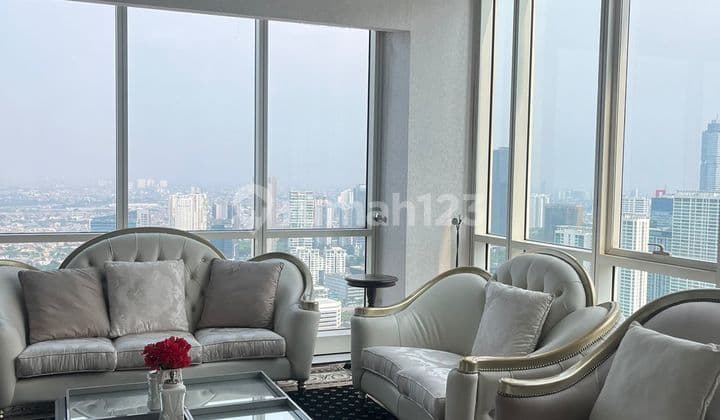 Available! Disewakan Apartemen The Peak Residence 4 Bedroom Luas 359 Sqm Private Lift Fully Furnished View City Ready To Move In!!