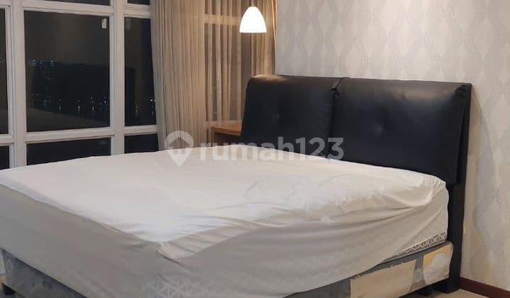 Condominium Green Bay Pluit 3 Kamar Tidur Bagus Furnished
