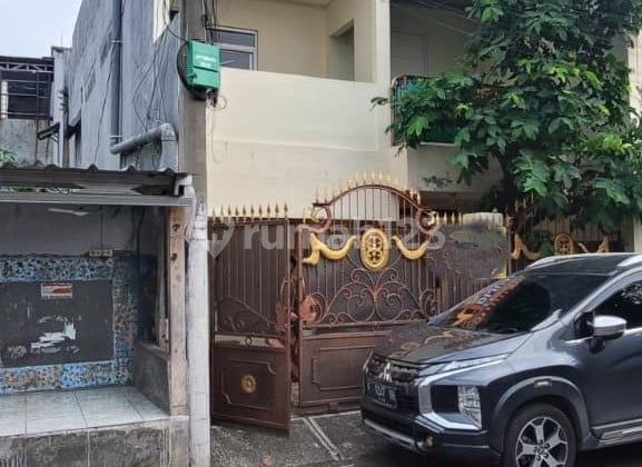 Dijual Rumah di Jalan Bhineka Cawang, Jakarta Timur