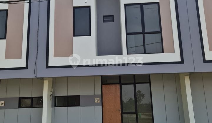 Dijual Cepat Rumah Baru 2 Lantai Belum Pernah di Tempati Cikarang Bekasi Jababeka Rumah Bagus HGB di Jababeka