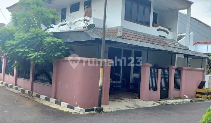 Dijual Rumah Hook 2 Lantai Siap Huni di Buaran Indah