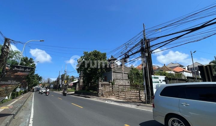 Land on Main Road Jimbaran 500m Towards Jimbaran Sidewalk