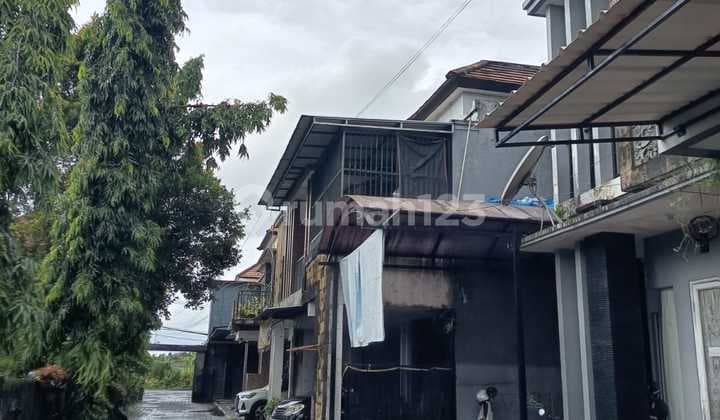 2-Story House in Padanmbian Kaja, West Denpasar