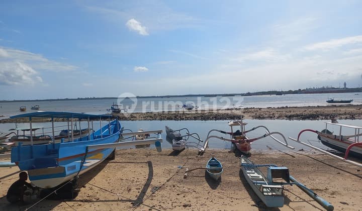 Beach front land in Nusa Dua with 2 road accesses