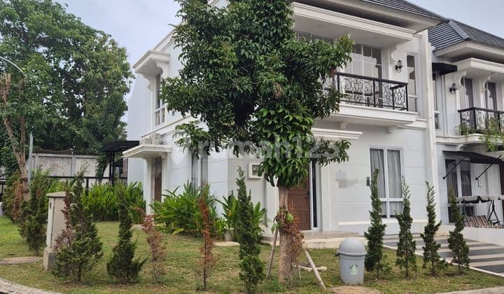 For Sale Beautiful Classic Modern House, 2 Floors, Corner Position in Citra Gran Cibubur