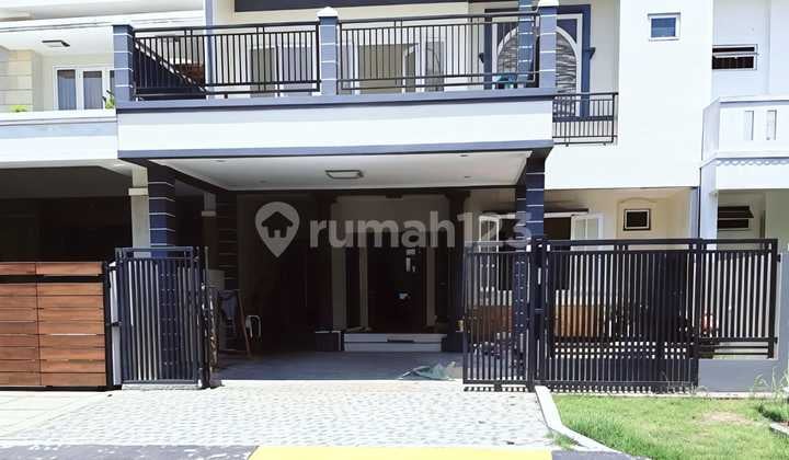 Dijual Cepat Rumah Second Boulevard di Legenda Wisata