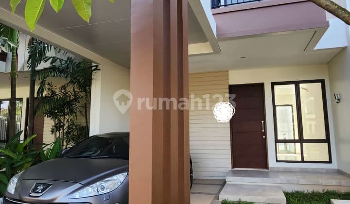 Rumah Cantik 2 Lantai Di Podomoro Golf View
