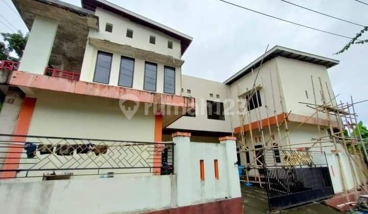 Rumah Kos 15 Kamar di Dekat Rs Kandouw dan Fakultas Kedokteran