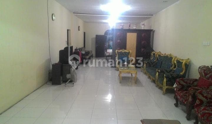 Rumah Siap huni, jalan 2 mobil lebar dekat dengan Menteng Area, jalan Jenderal Sudirman< jalan Thamrin