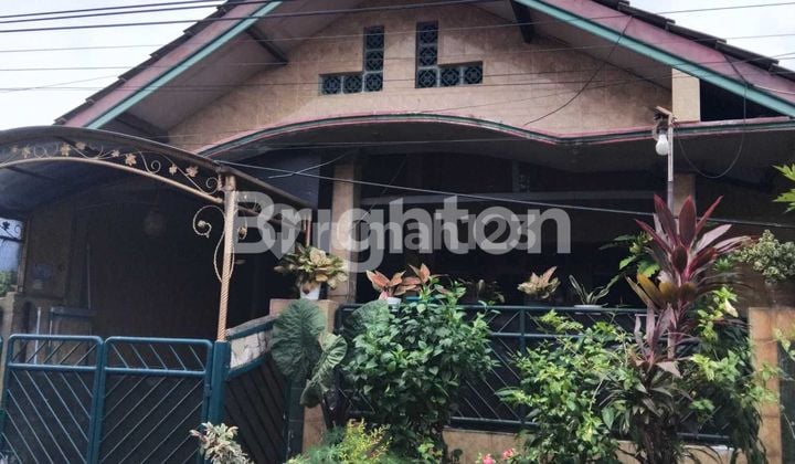 Rumah tinggal di komplek Perumahan Pamulang bisa langsung huni
