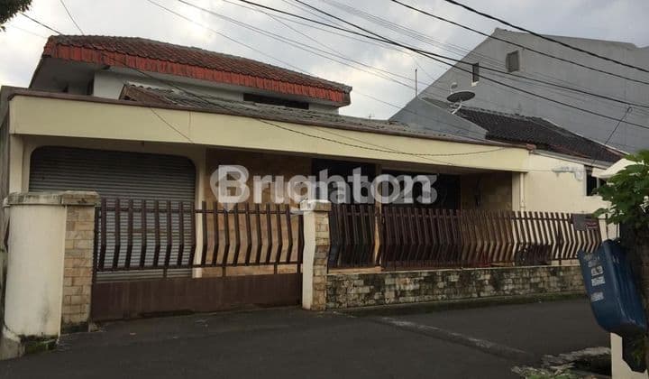 Rumah siap huni komplek Joglo jakarta barat,