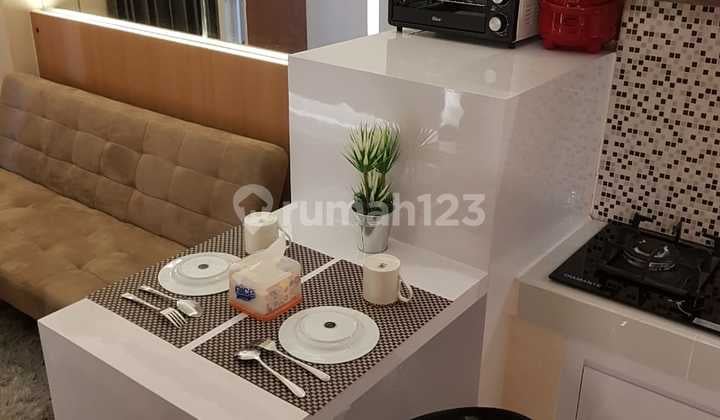 Jual Rugi Apartemen Puncak Dharmahusada Full Furnished 2 Bedroom