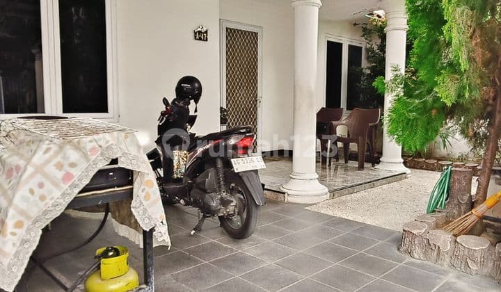 Strategic Move-in Ready House in Kediri Near Gudang Garam, East Java, with Certificate of Ownership.