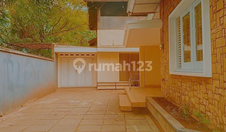 Rumah Dan Pabrik Dekat Pusat Kerajinan Batik Surakarta Pasar Kliwon